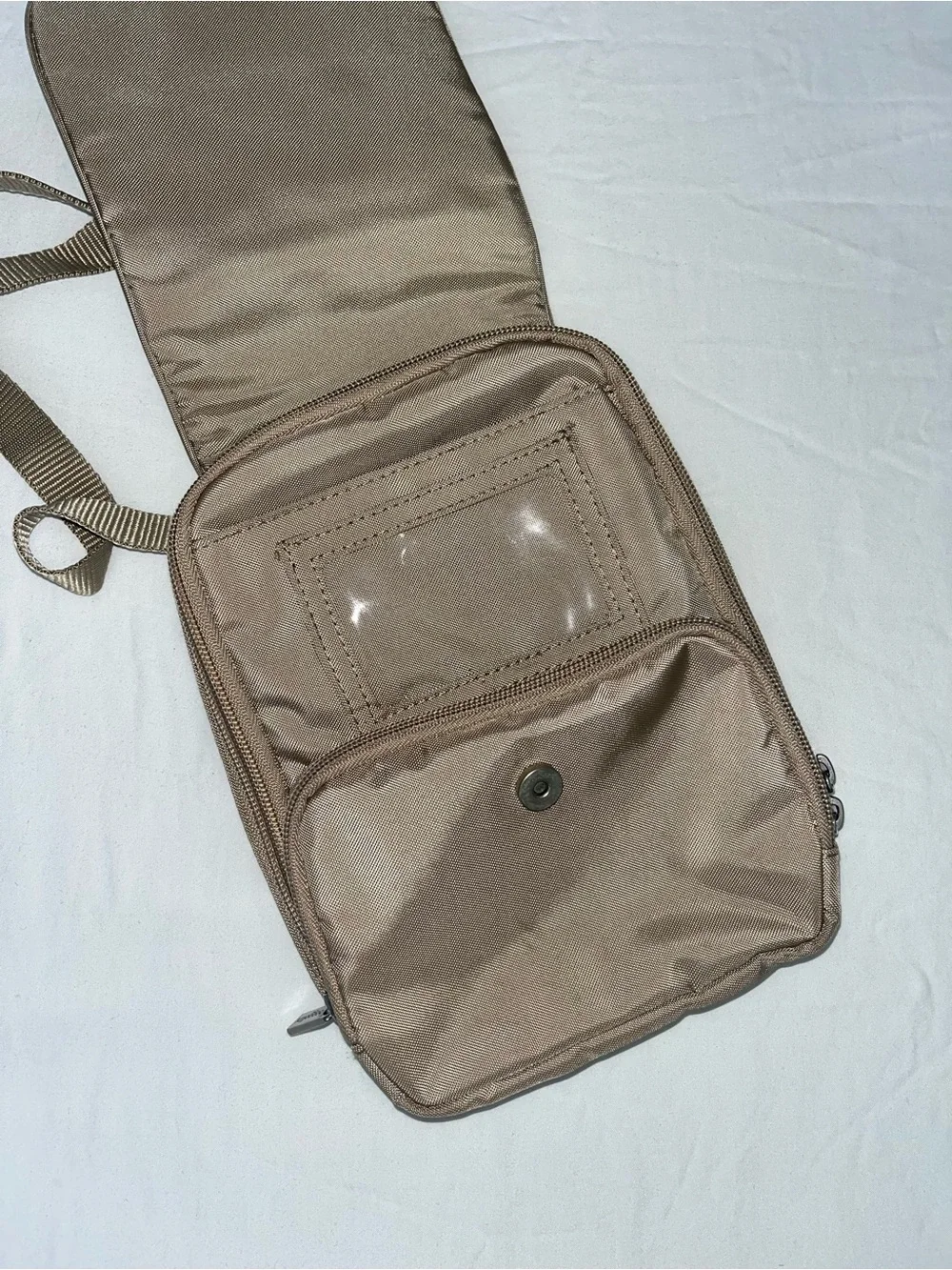 Baggallini Small Crossbody Messenger Bag in Taupe